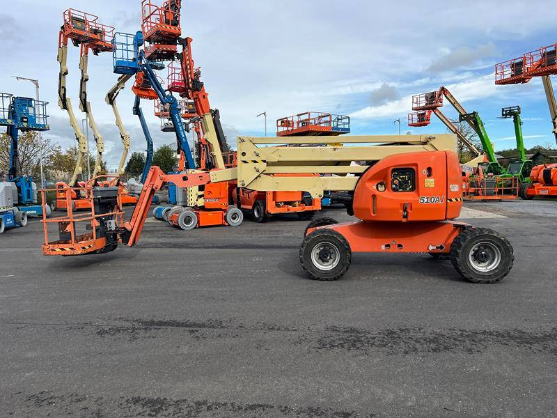 JLG 510AJ diesel 4x4 18m (1822) - Дигачка зглобна платформа: слика 2 JLG 510AJ diesel 4x4 18m (1822) - Дигачка зглобна платформа: слика 2