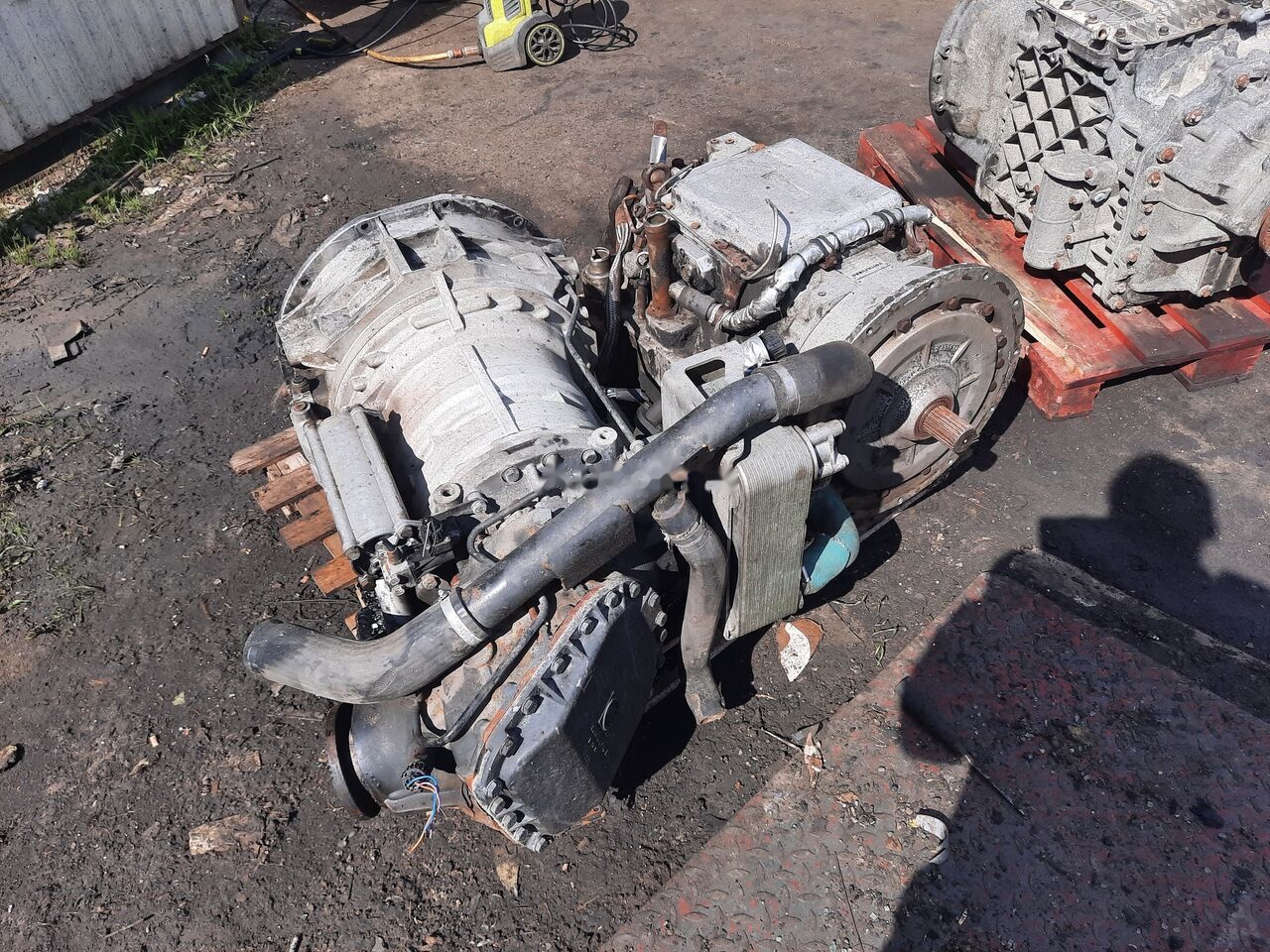 IVECO ZF 6HP604C Cursor 8. 6HP594C IVECO Cursor 8 - Менувач за Автобус: слика 2 IVECO ZF 6HP604C Cursor 8. 6HP594C IVECO Cursor 8 - Менувач за Автобус: слика 2