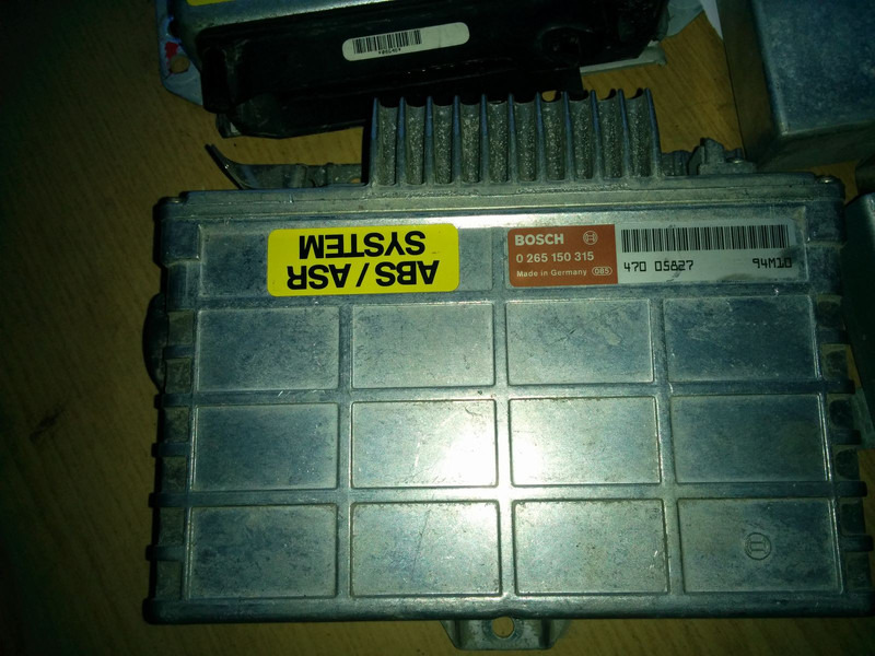 MAN Intarder EST-32 ZF-6009058022 - Единица за контрола: слика 2 MAN Intarder EST-32 ZF-6009058022 - Единица за контрола: слика 2