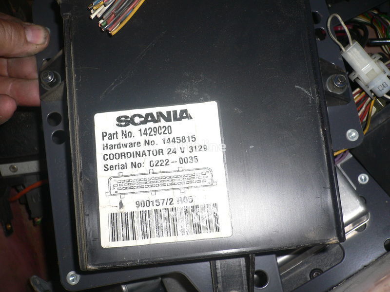 Scania Skaniya 14114092226214 Scania 124 truck - Единица за контрола за Камион: слика 2 Scania Skaniya 14114092226214 Scania 124 truck - Единица за контрола за Камион: слика 2