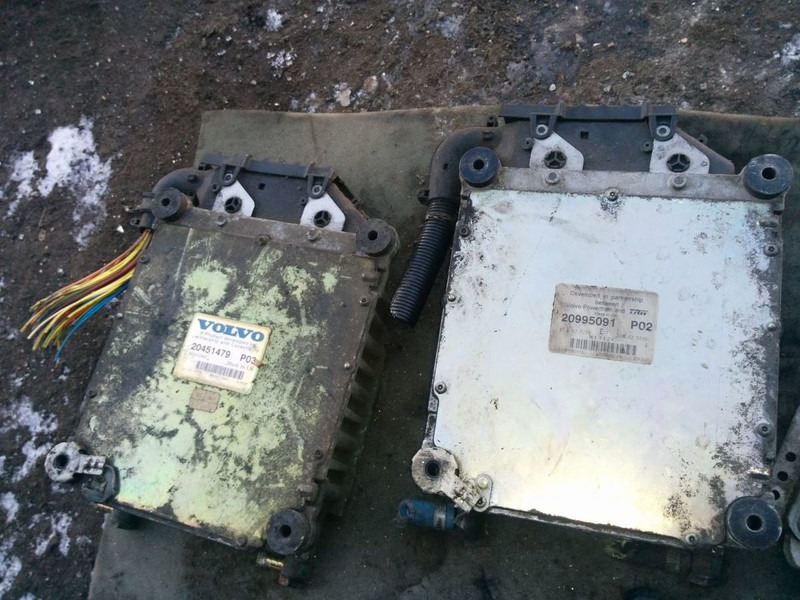 Volvo 20995091 P02. 20577136 P02 20582962 P05. - Единица за контрола: слика 1 Volvo 20995091 P02. 20577136 P02 20582962 P05. - Единица за контрола: слика 1