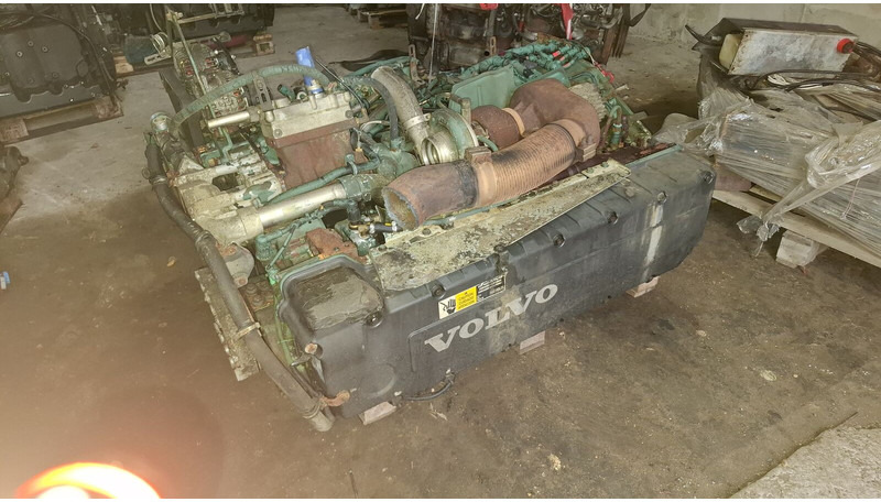 Volvo D12E340EC06 - Мотор: слика 2 Volvo D12E340EC06 - Мотор: слика 2