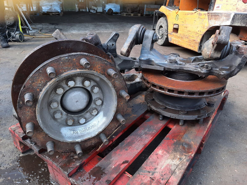 Volvo Iveko. Неоплан - Глава на тркало: слика 1 Volvo Iveko. Неоплан - Глава на тркало: слика 1