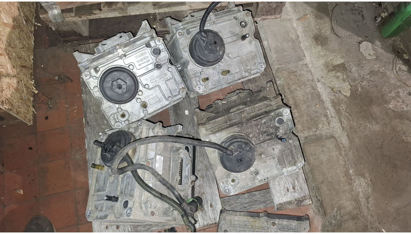 Volvo Помпа подкачки АБЛУ Б12 с подкачкой - Филтер за гориво: слика 4 Volvo Помпа подкачки АБЛУ Б12 с подкачкой - Филтер за гориво: слика 4