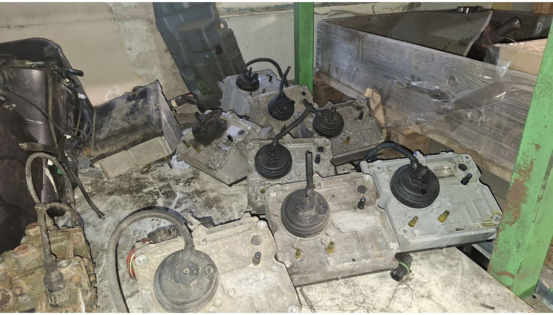 Volvo Помпа подкачки АБЛУ Б12 с подкачкой - Филтер за гориво: слика 2 Volvo Помпа подкачки АБЛУ Б12 с подкачкой - Филтер за гориво: слика 2