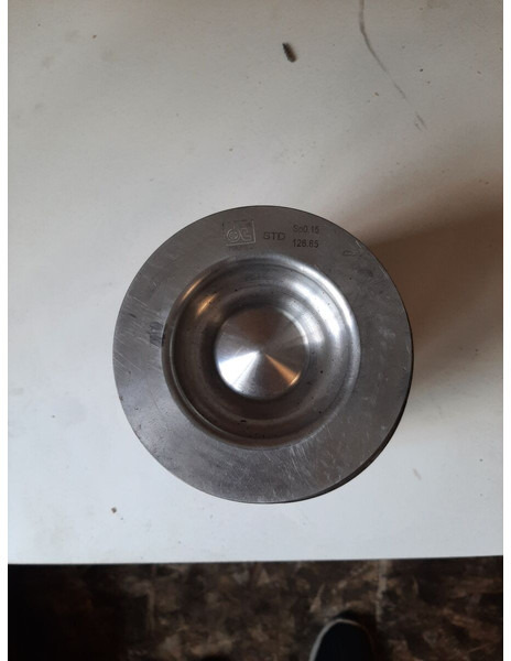 Volvo std 126.85 - Мотор и делови: слика 3 Volvo std 126.85 - Мотор и делови: слика 3