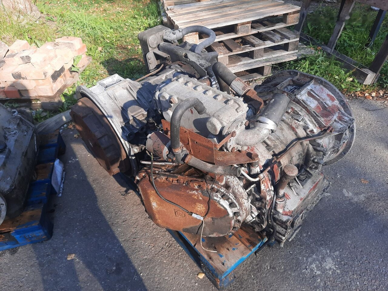 ZF 5HP 590 .5HP602c. 5HP502C . 5HP500 .4HP500 / dlya Mersede Scania Volvo B 6 - Менувач за Автобус: слика 1 ZF 5HP 590 .5HP602c. 5HP502C . 5HP500 .4HP500 / dlya Mersede Scania Volvo B 6 - Менувач за Автобус: слика 1