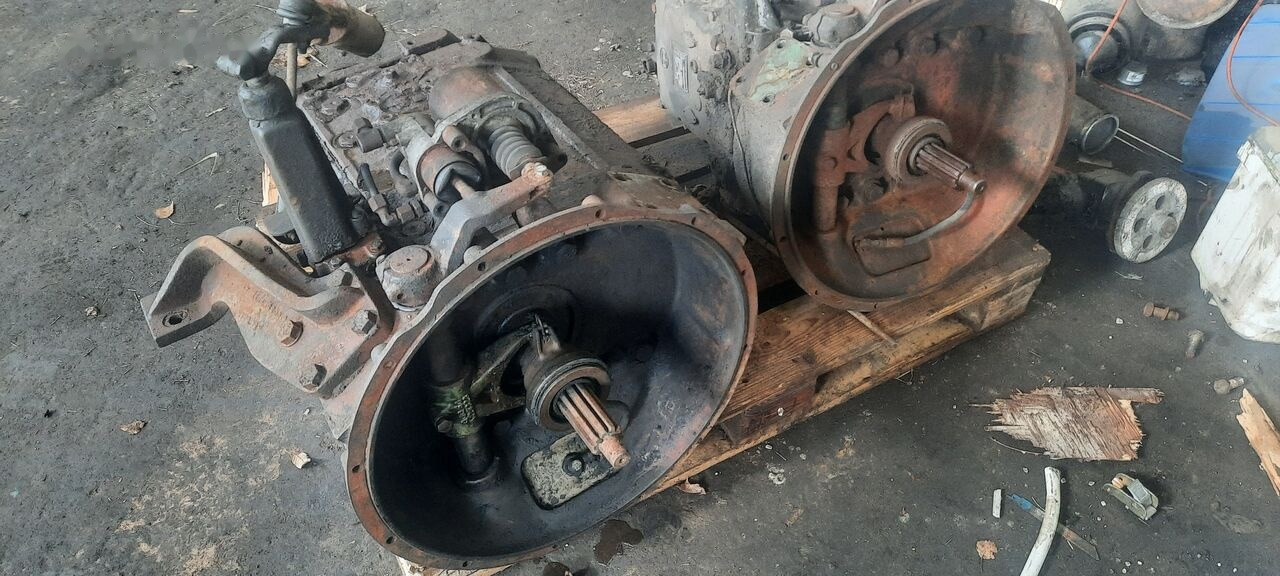 ZF S6-90 Mercedes-Benz OM405 - Менувач за Автобус: слика 1 ZF S6-90 Mercedes-Benz OM405 - Менувач за Автобус: слика 1