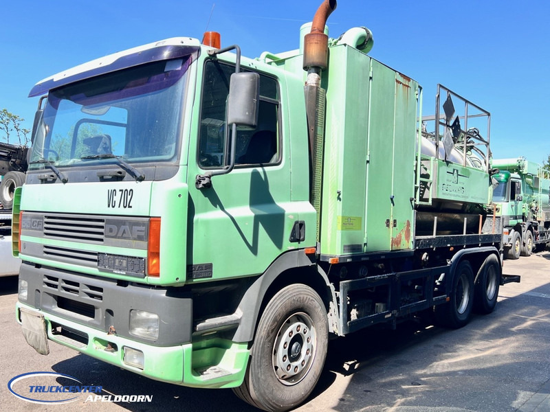DAF CF 85.380 Inox tank ADR, 6x2, Euro 2 - Вакуумски камион: слика 3 DAF CF 85.380 Inox tank ADR, 6x2, Euro 2 - Вакуумски камион: слика 3
