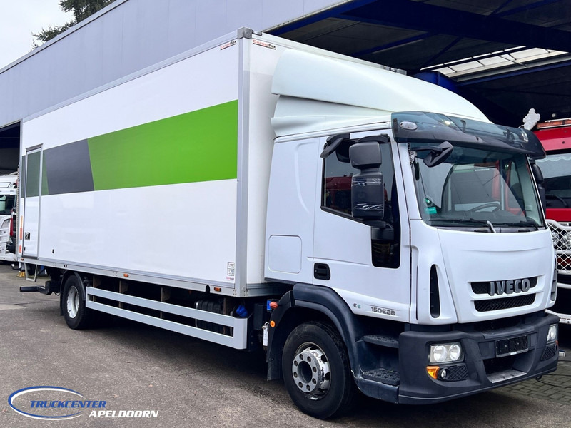 Iveco Eurocargo 150E28 175.650 km, AC, 3 Stoelen, 2000 kg lift, 6 Cilinder - Камион сандучар: слика 1 Iveco Eurocargo 150E28 175.650 km, AC, 3 Stoelen, 2000 kg lift, 6 Cilinder - Камион сандучар: слика 1