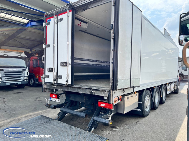 Scania R410 Mitsubishi Multitemp 3 zone, 8x4, 2000 kg lift - Камион ладилник: слика 2 Scania R410 Mitsubishi Multitemp 3 zone, 8x4, 2000 kg lift - Камион ладилник: слика 2