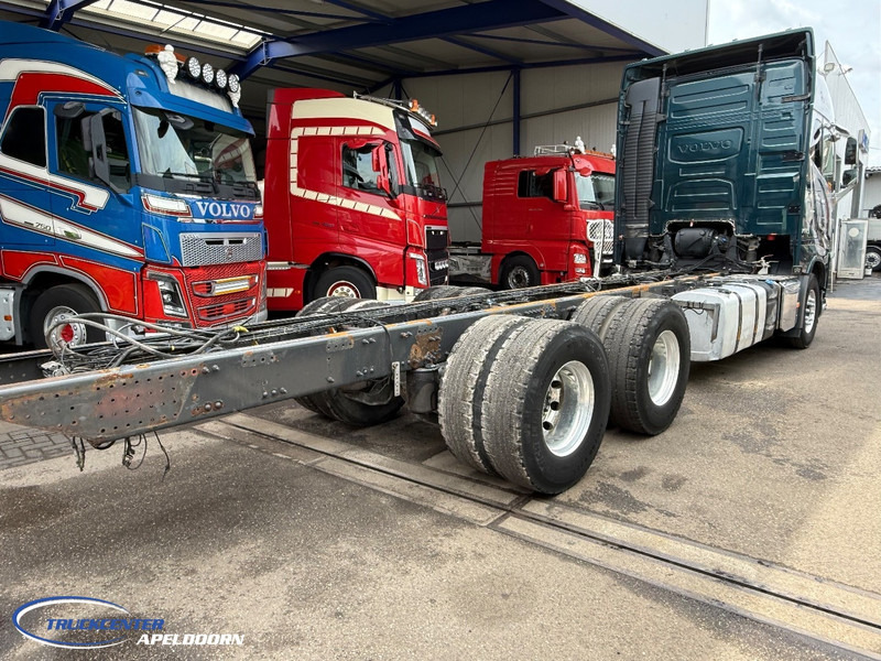 Volvo FH 750 6x4, Steel - Air, Globetrotter XL - Камион со кабинска шасија: слика 4 Volvo FH 750 6x4, Steel - Air, Globetrotter XL - Камион со кабинска шасија: слика 4
