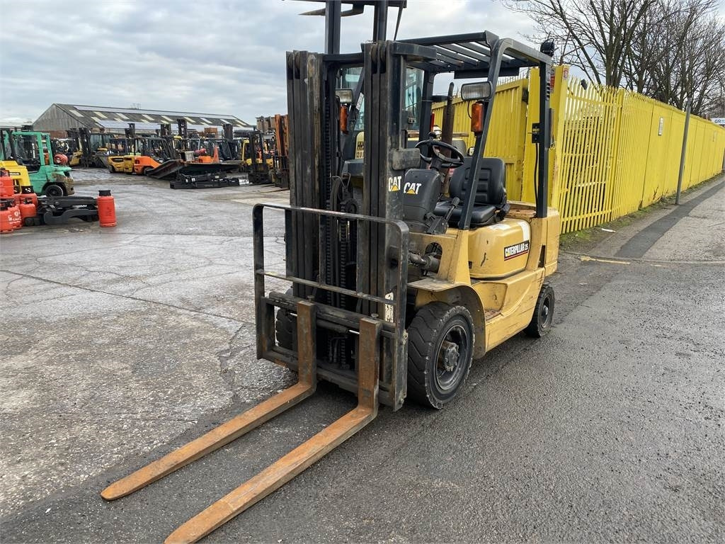 CAT DP25K - Дизел вилушкар: слика 5 CAT DP25K - Дизел вилушкар: слика 5
