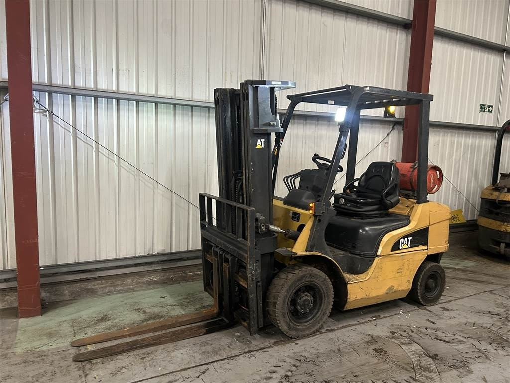 CAT GP25NT - Плински вилушкар: слика 2 CAT GP25NT - Плински вилушкар: слика 2