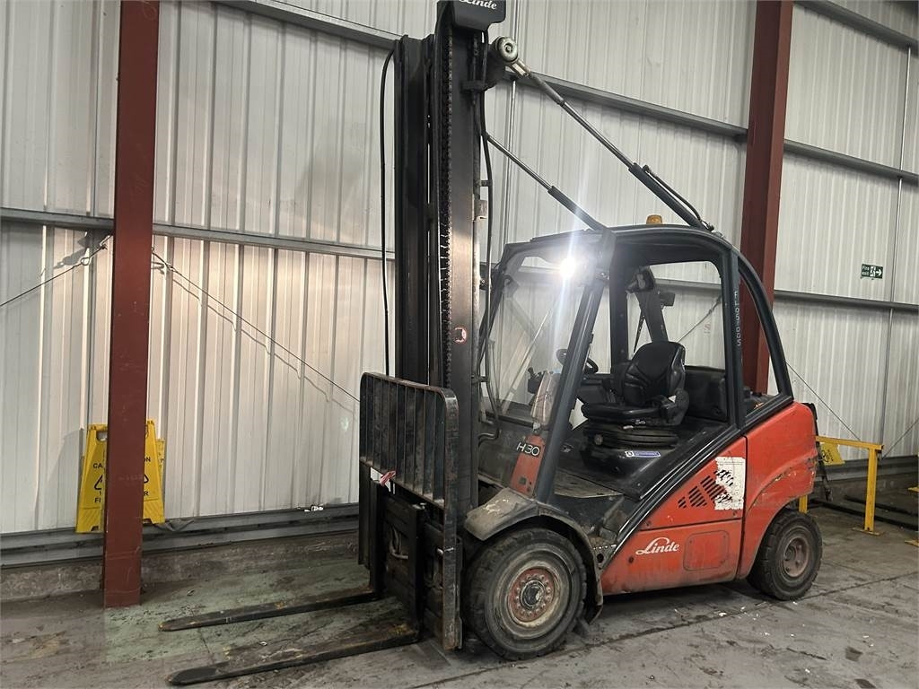 Linde H30D - Дизел вилушкар: слика 2 Linde H30D - Дизел вилушкар: слика 2