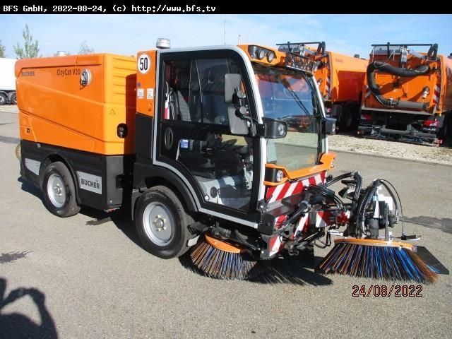CityCat 2020 XL CityCat V20 mit 3 Besensystem - Возило за метење: слика 2 CityCat 2020 XL CityCat V20 mit 3 Besensystem - Возило за метење: слика 2