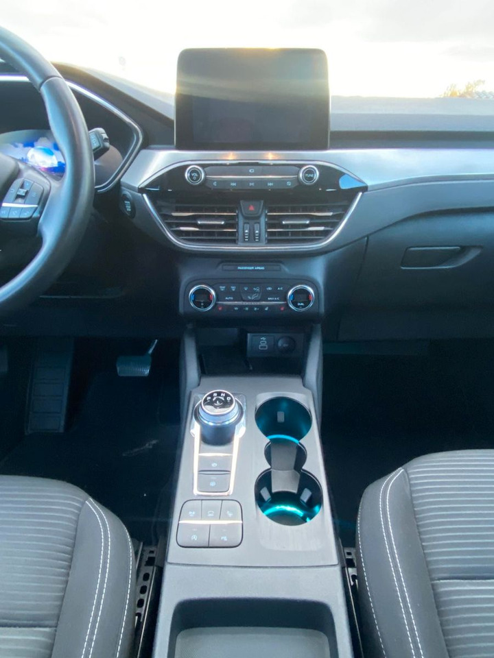 Ford Kuga Titanium 4X4 AWD - SUV: слика 5 Ford Kuga Titanium 4X4 AWD - SUV: слика 5