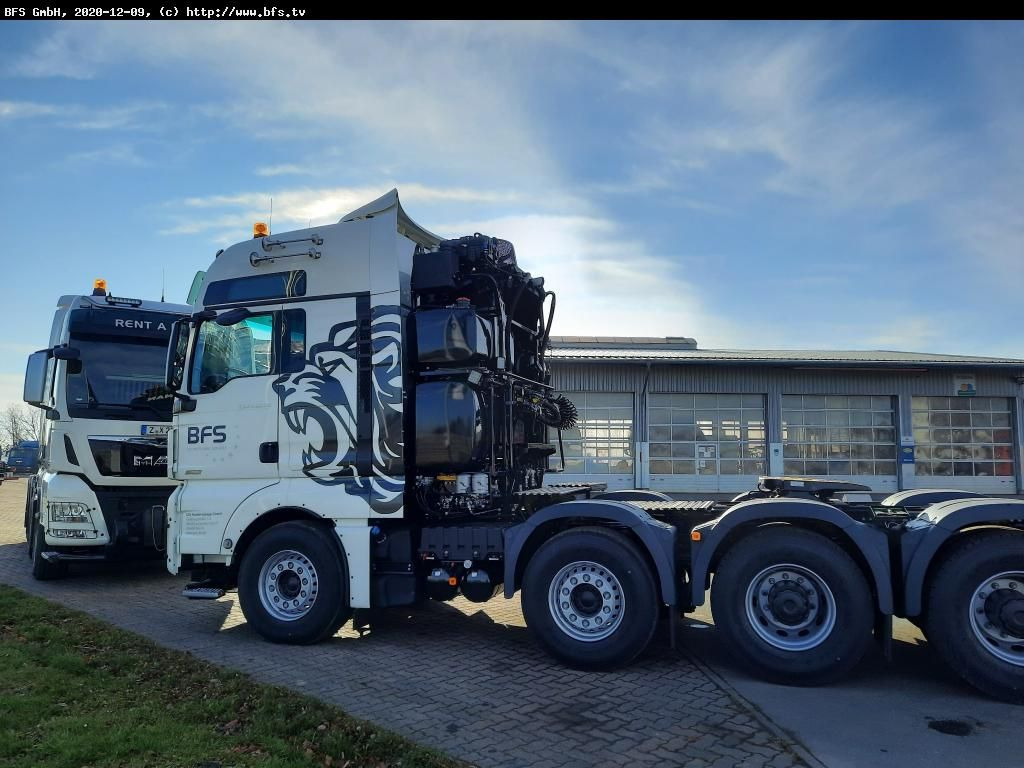 MAN TGX 41.640 8x4/4 BBS Euro 6 D, Schwerlast 250t W - Камион влекач: слика 4 MAN TGX 41.640 8x4/4 BBS Euro 6 D, Schwerlast 250t W - Камион влекач: слика 4