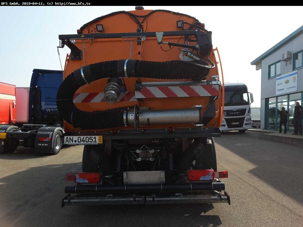 MAN TGS 18.360 4X2 LL Bucher OF 8000 RS beids. WK HD - Возило за метење: слика 3 MAN TGS 18.360 4X2 LL Bucher OF 8000 RS beids. WK HD - Возило за метење: слика 3