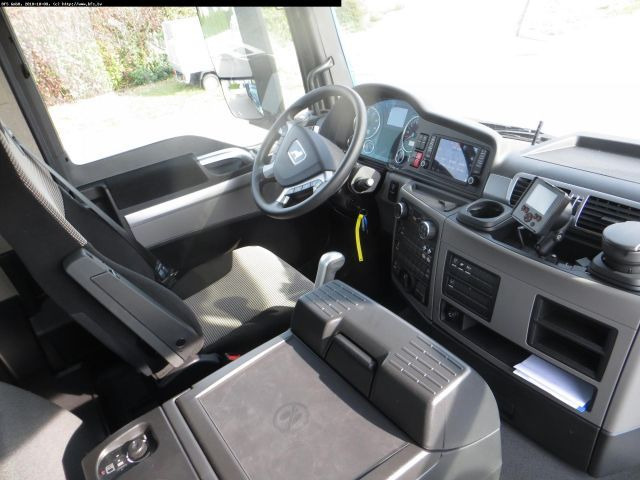 MAN TGS 18.420 4x4H BL HMF,Elektrokran 1820 K4 RC MAN TGS 18.420 4x4H BL HMF,Elektrokran 1820 K4 RC - Кипер: слика 4 MAN TGS 18.420 4x4H BL HMF,Elektrokran 1820 K4 RC MAN TGS 18.420 4x4H BL HMF,Elektrokran 1820 K4 RC - Кипер: слика 4