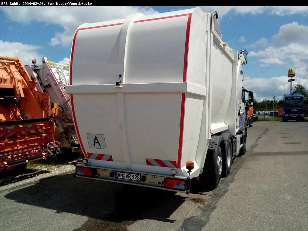 MAN TGS 26.330 6x2-2 BL HS FL Millennium 37 - HFS 85 - Камион за ѓубре: слика 2 MAN TGS 26.330 6x2-2 BL HS FL Millennium 37 - HFS 85 - Камион за ѓубре: слика 2