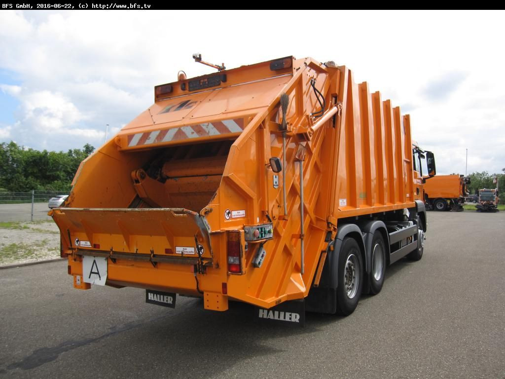 MAN TGS 28.320 6x2-4 BL Sperrmüll Haller M21 x1 C oh - Камион за ѓубре: слика 2 MAN TGS 28.320 6x2-4 BL Sperrmüll Haller M21 x1 C oh - Камион за ѓубре: слика 2