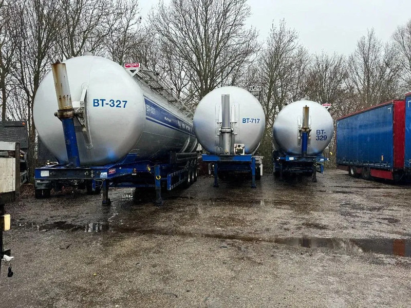 Atcomex 10 UNITS - 3 AXLE KIPPER BULK 1 COMP. 60.000 L BKS 3927C/C1-60 - Полуприколка цистерна: слика 1 Atcomex 10 UNITS - 3 AXLE KIPPER BULK 1 COMP. 60.000 L BKS 3927C/C1-60 - Полуприколка цистерна: слика 1