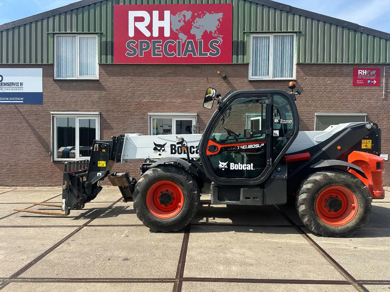 Bobcat T40.180 SLPB 31,CE, 3102 HOURS, 18 M , 4000KG 1200MM FORKS AIR CONDITIONER - Телескопски ракувач: слика 2 Bobcat T40.180 SLPB 31,CE, 3102 HOURS, 18 M , 4000KG 1200MM FORKS AIR CONDITIONER - Телескопски ракувач: слика 2