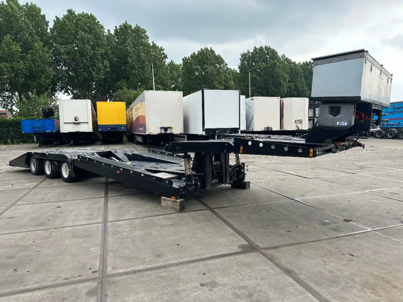 Bodex 3 AXLE TRUCKTRANSPORTER - Автотранспортна полуприколка: слика 4 Bodex 3 AXLE TRUCKTRANSPORTER - Автотранспортна полуприколка: слика 4