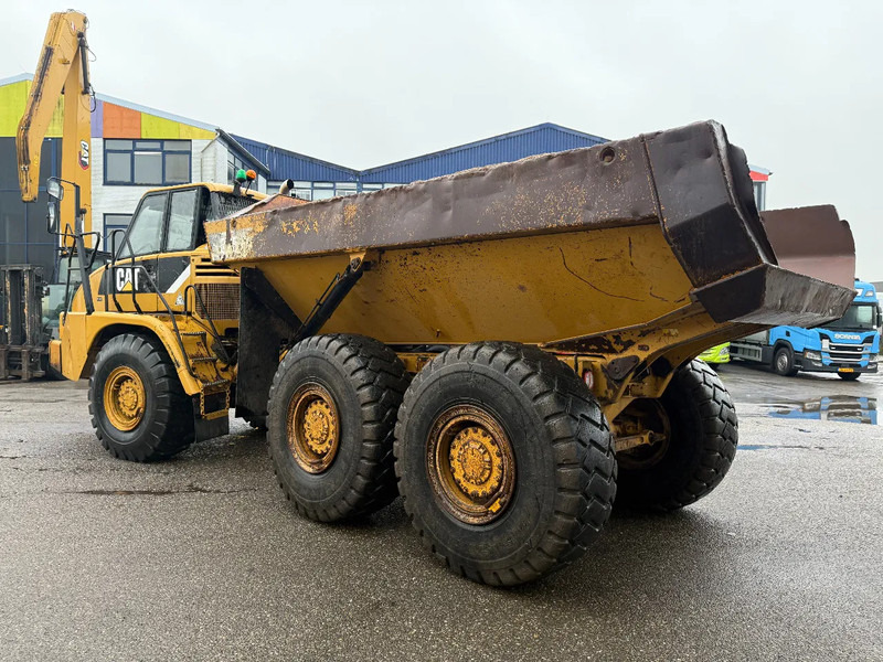 Зглобен истоварувач Caterpillar 725, CE, AIRCO, RETARDER, REAR CAMERA, AUTO LUBE, 23,5X25 TYERS: слика 20 Зглобен истоварувач Caterpillar 725, CE, AIRCO, RETARDER, REAR CAMERA, AUTO LUBE, 23,5X25 TYERS: слика 20