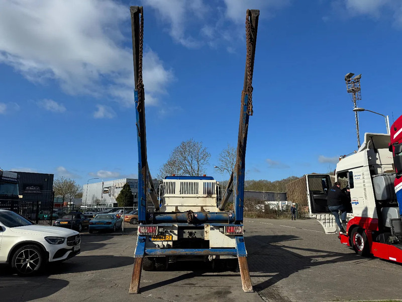DAF CF 400 6X2 - EURO 6 + VDL P-18 + REMOTE + LIFT AXLE - Камион за подигање контејнери: слика 4 DAF CF 400 6X2 - EURO 6 + VDL P-18 + REMOTE + LIFT AXLE - Камион за подигање контејнери: слика 4