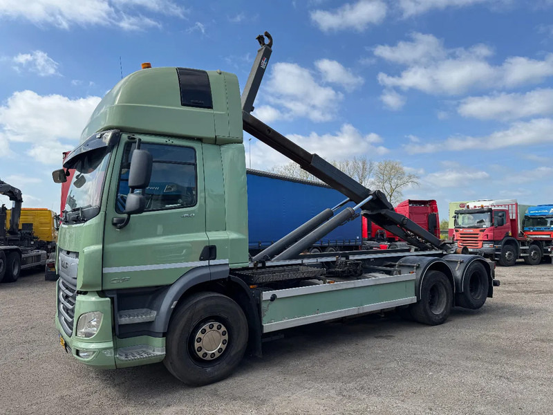 DAF CF 450 6X2 EURO 6 VDL 21T HOOK LIFTING AXLE - Камион со кука за подигање: слика 1 DAF CF 450 6X2 EURO 6 VDL 21T HOOK LIFTING AXLE - Камион со кука за подигање: слика 1