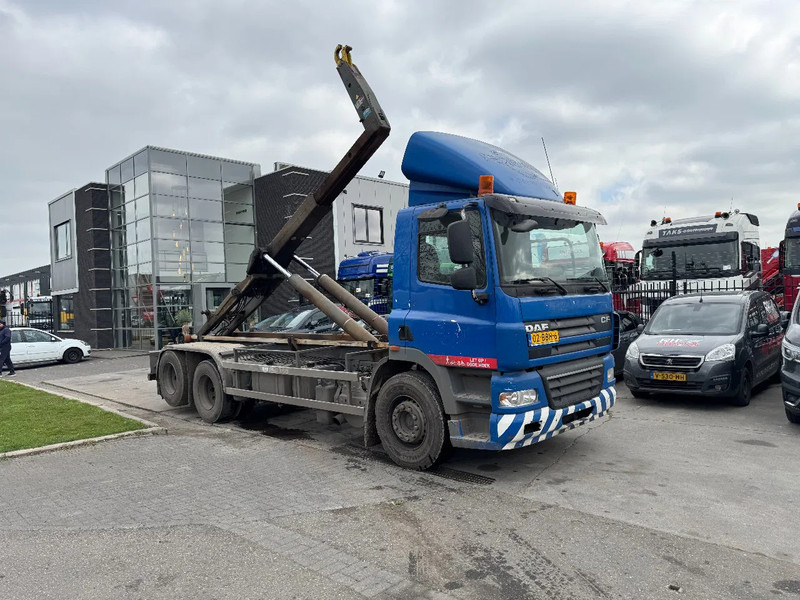 DAF CF 85.360 EURO 5 6X2 25T VDL HOOK TÜV 11-2025 - Камион со кука за подигање: слика 2 DAF CF 85.360 EURO 5 6X2 25T VDL HOOK TÜV 11-2025 - Камион со кука за подигање: слика 2