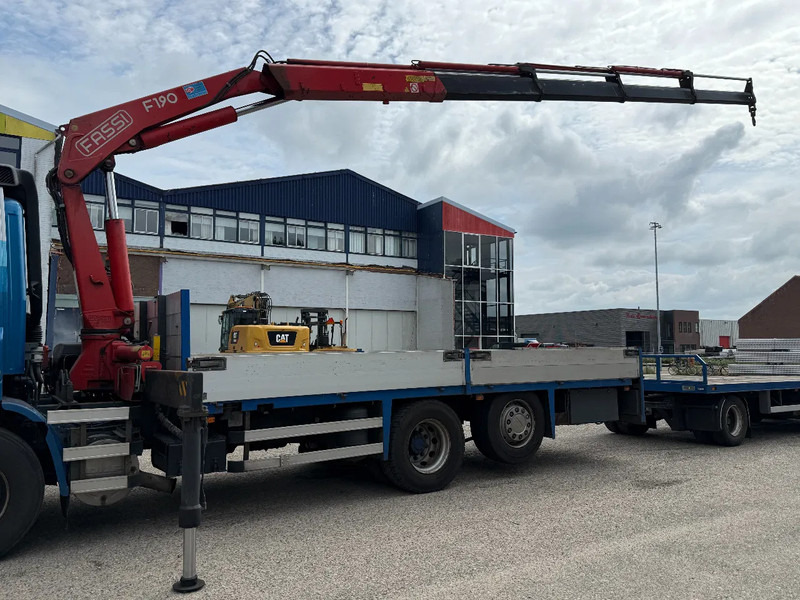 DAF CF 85.380 6X2 + FASSI F190A.24 + REMOTE + WINCH - Камион со платформа, Камион со кран: слика 2 DAF CF 85.380 6X2 + FASSI F190A.24 + REMOTE + WINCH - Камион со платформа, Камион со кран: слика 2