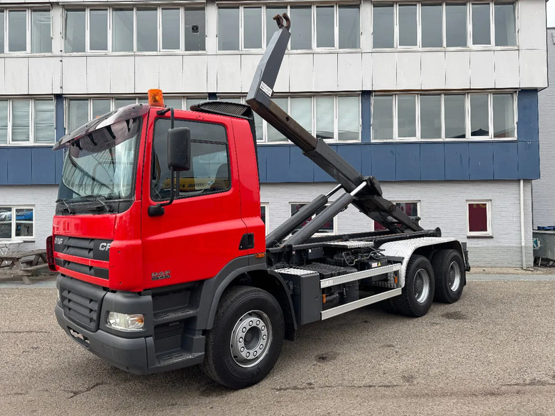 DAF CF 85.430 6X4 EURO 3 FULL STEEL VDL 25 TON - Камион со кука за подигање: слика 1 DAF CF 85.430 6X4 EURO 3 FULL STEEL VDL 25 TON - Камион со кука за подигање: слика 1