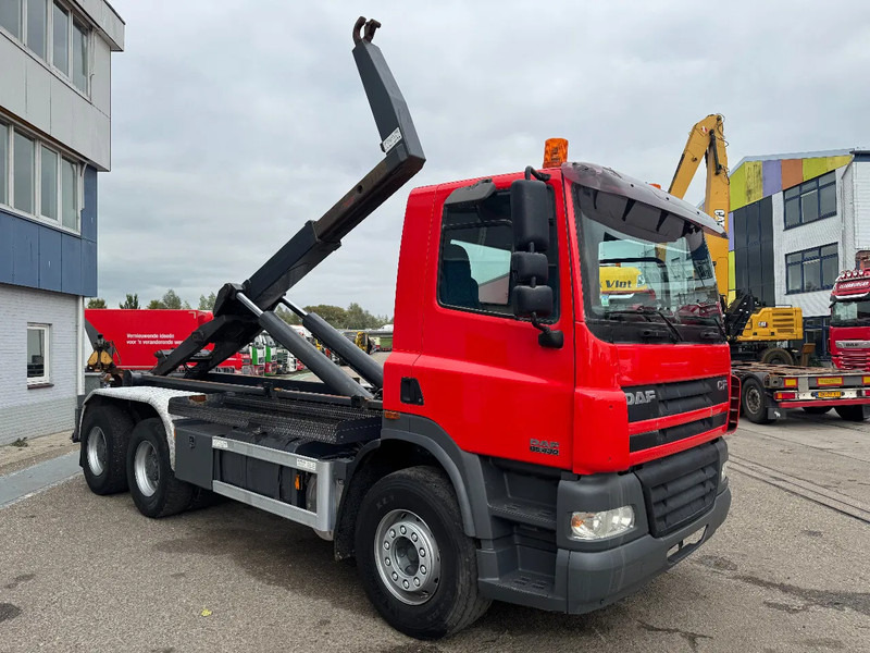 DAF CF 85.430 6X4 EURO 3 FULL STEEL VDL 25 TON - Камион со кука за подигање: слика 2 DAF CF 85.430 6X4 EURO 3 FULL STEEL VDL 25 TON - Камион со кука за подигање: слика 2