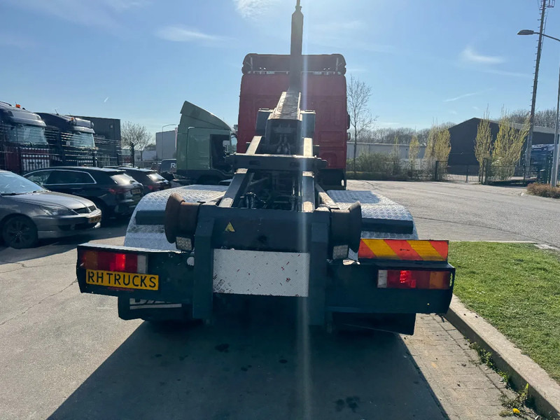 DAF XF 460 6X2 EURO 6 VDL HOOK 20T - Камион со кука за подигање: слика 3 DAF XF 460 6X2 EURO 6 VDL HOOK 20T - Камион со кука за подигање: слика 3