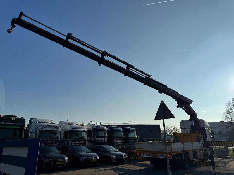 DAF XF 460 8X2 - EURO 6 + HIAB 855 EP-6 + REMOTE + STEERING AXLE - Камион со платформа, Камион со кран: слика 3 DAF XF 460 8X2 - EURO 6 + HIAB 855 EP-6 + REMOTE + STEERING AXLE - Камион со платформа, Камион со кран: слика 3