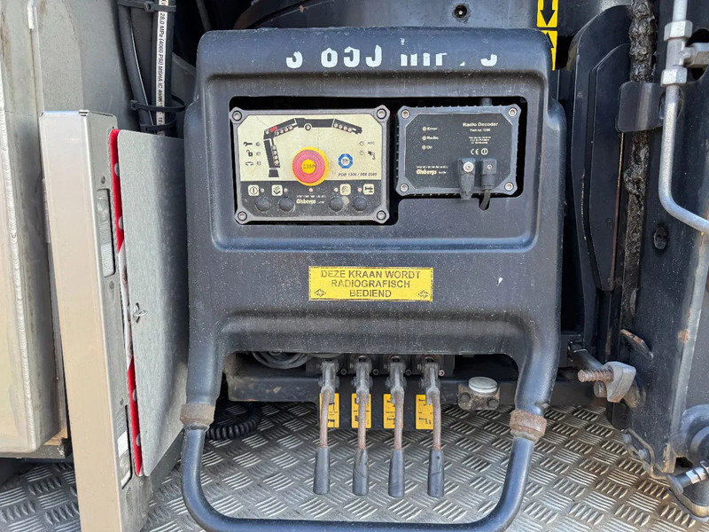 Лизинг на DAF XF 460 8X2 - EURO 6 + HIAB 855 EP-6 + REMOTE + STEERING AXLE DAF XF 460 8X2 - EURO 6 + HIAB 855 EP-6 + REMOTE + STEERING AXLE: слика 11 Лизинг на DAF XF 460 8X2 - EURO 6 + HIAB 855 EP-6 + REMOTE + STEERING AXLE DAF XF 460 8X2 - EURO 6 + HIAB 855 EP-6 + REMOTE + STEERING AXLE: слика 11