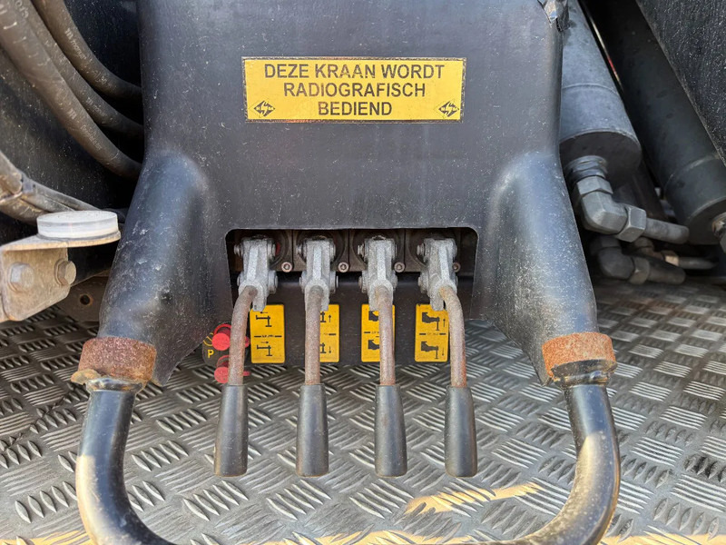 Лизинг на DAF XF 460 8X2 - EURO 6 + HIAB 855 EP-6 + REMOTE + STEERING AXLE DAF XF 460 8X2 - EURO 6 + HIAB 855 EP-6 + REMOTE + STEERING AXLE: слика 13 Лизинг на DAF XF 460 8X2 - EURO 6 + HIAB 855 EP-6 + REMOTE + STEERING AXLE DAF XF 460 8X2 - EURO 6 + HIAB 855 EP-6 + REMOTE + STEERING AXLE: слика 13