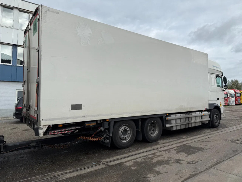 DAF XF 480 6X2 + 2 AXLE HANGER + TRS COOLING + DHOLLANDIA LIFT (2x) - Камион ладилник: слика 4 DAF XF 480 6X2 + 2 AXLE HANGER + TRS COOLING + DHOLLANDIA LIFT (2x) - Камион ладилник: слика 4