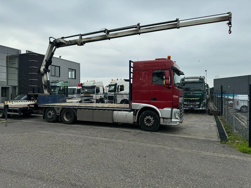 DAF XF 510 6X2 EURO 6 + HIAB 166 HI PRO + REMOTE CONTROL - Камион со платформа, Камион со кран: слика 3 DAF XF 510 6X2 EURO 6 + HIAB 166 HI PRO + REMOTE CONTROL - Камион со платформа, Камион со кран: слика 3