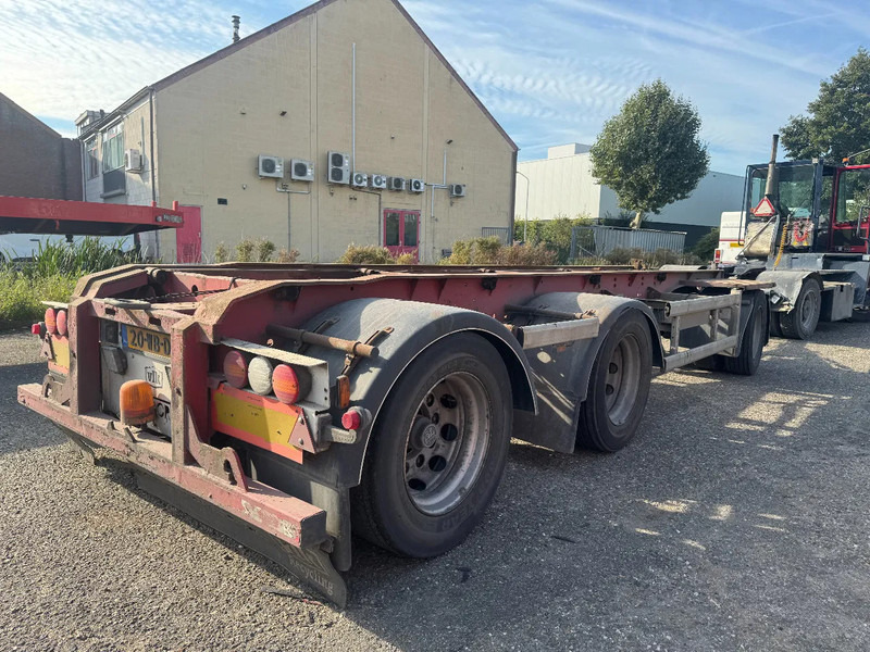 Floor FLA 3-101 3X BPW AXLE APK TÜV TILL 06-2026 - Транспортер на контејнер/ Приколка со променливо тело: слика 3 Floor FLA 3-101 3X BPW AXLE APK TÜV TILL 06-2026 - Транспортер на контејнер/ Приколка со променливо тело: слика 3