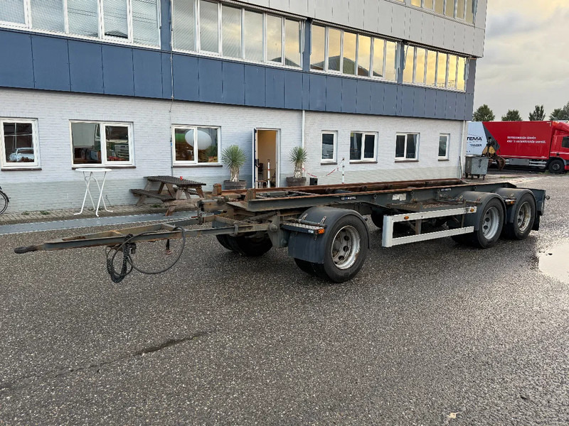 GS 3 AXLE - SAF + LIFTING AXLE - Транспортер на контејнер/ Приколка со променливо тело: слика 1 GS 3 AXLE - SAF + LIFTING AXLE - Транспортер на контејнер/ Приколка со променливо тело: слика 1