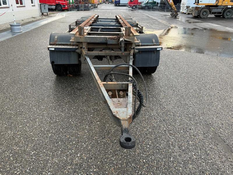 GS 3 AXLE - SAF + LIFTING AXLE - Транспортер на контејнер/ Приколка со променливо тело: слика 2 GS 3 AXLE - SAF + LIFTING AXLE - Транспортер на контејнер/ Приколка со променливо тело: слика 2