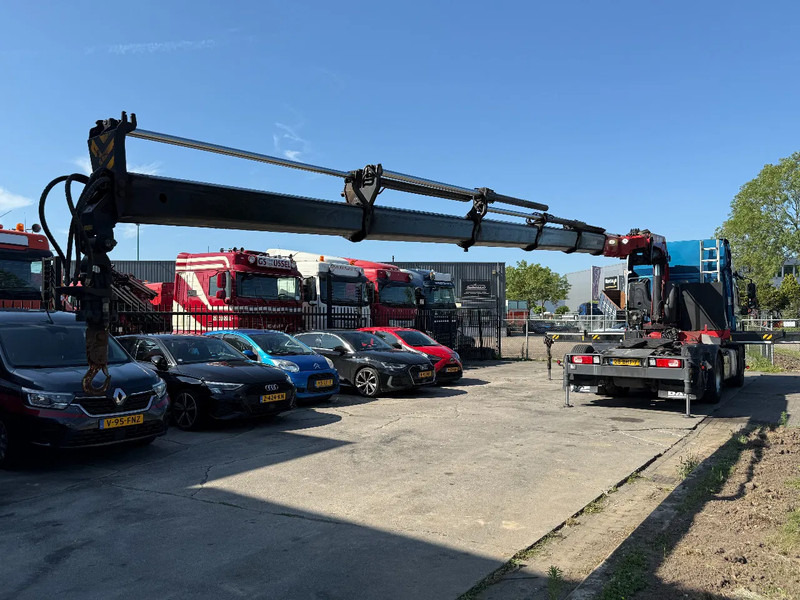 DAF CF 440 6X2 EURO 6 + HMF 3220-K5 REMOTE 5E & 6E FUNCTIE - Камион влекач: слика 4 DAF CF 440 6X2 EURO 6 + HMF 3220-K5 REMOTE 5E & 6E FUNCTIE - Камион влекач: слика 4
