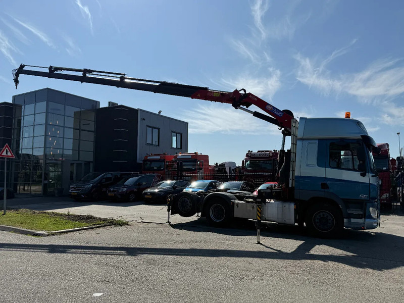 DAF CF 440 6X2 EURO 6 + HMF 3220-K5 REMOTE 5E & 6E FUNCTIE - Камион влекач: слика 3 DAF CF 440 6X2 EURO 6 + HMF 3220-K5 REMOTE 5E & 6E FUNCTIE - Камион влекач: слика 3