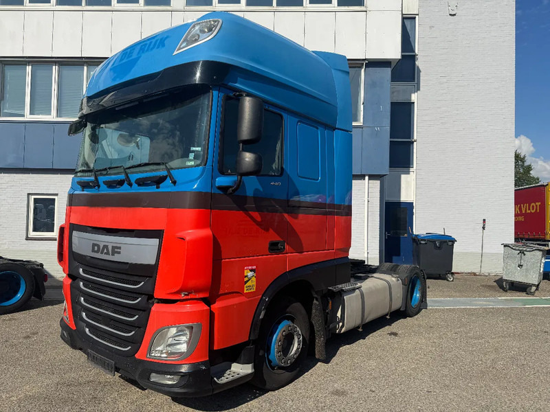 DAF XF 440 4X2 EURO 6 MEGA - Камион влекач: слика 1 DAF XF 440 4X2 EURO 6 MEGA - Камион влекач: слика 1