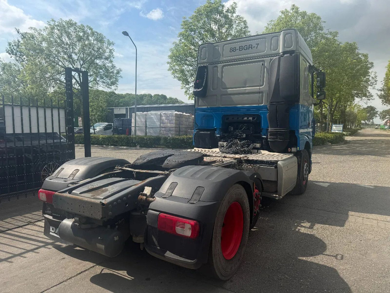 DAF XF 440 6X2 EURO 6 TÜV 09-2025 - Камион влекач: слика 5 DAF XF 440 6X2 EURO 6 TÜV 09-2025 - Камион влекач: слика 5