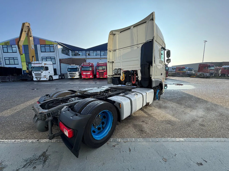 DAF XF 480 4X2 EURO 6 LOW DECK DOUBLE TANK - Камион влекач: слика 4 DAF XF 480 4X2 EURO 6 LOW DECK DOUBLE TANK - Камион влекач: слика 4